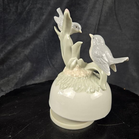 Porcelain Music Box Two Birds Perched on Greenery Green Blue Cream Vintage - Picture 7 of 15